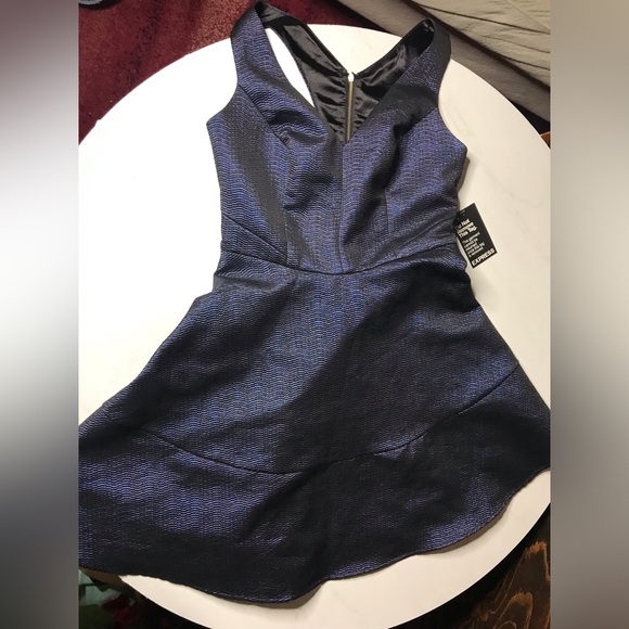 NWT Express Blue V-Neck Glitter Racerback Fit and Flare Cocktail Dress size 4 - Picture 4 of 5